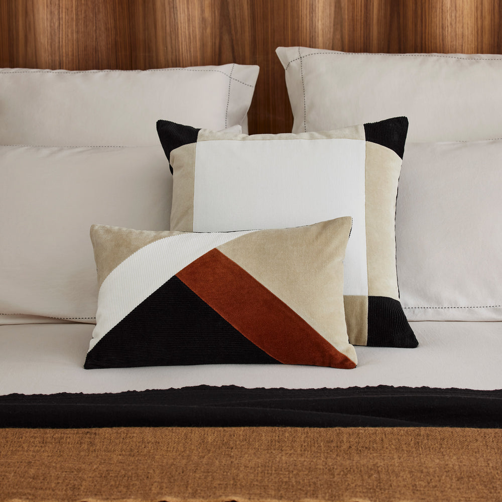 Housse de Coussin Décorative Gotie en Velours de Coton - Motif Géométrique XXL, Ivoire Naturel et Noir - 3