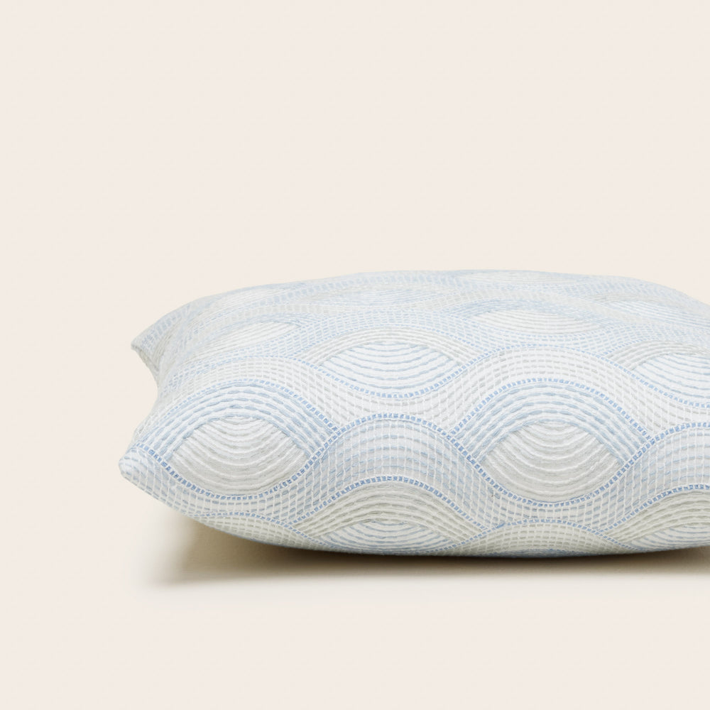 Housse de coussin KAMARIE blanc et ciel - 6