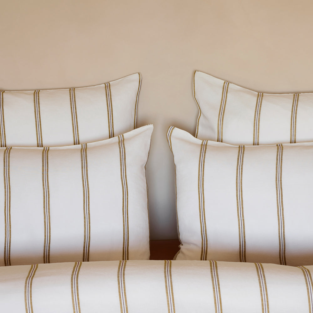 Parure de Lit UGOLIN 100% Coton Bio – Draps et Taies Rayures Moutarde et Blanc Élégantes - 4
