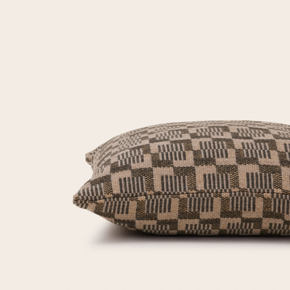 Housse de coussin VITORIO Chic Taupe & Fève de Tonka - 5