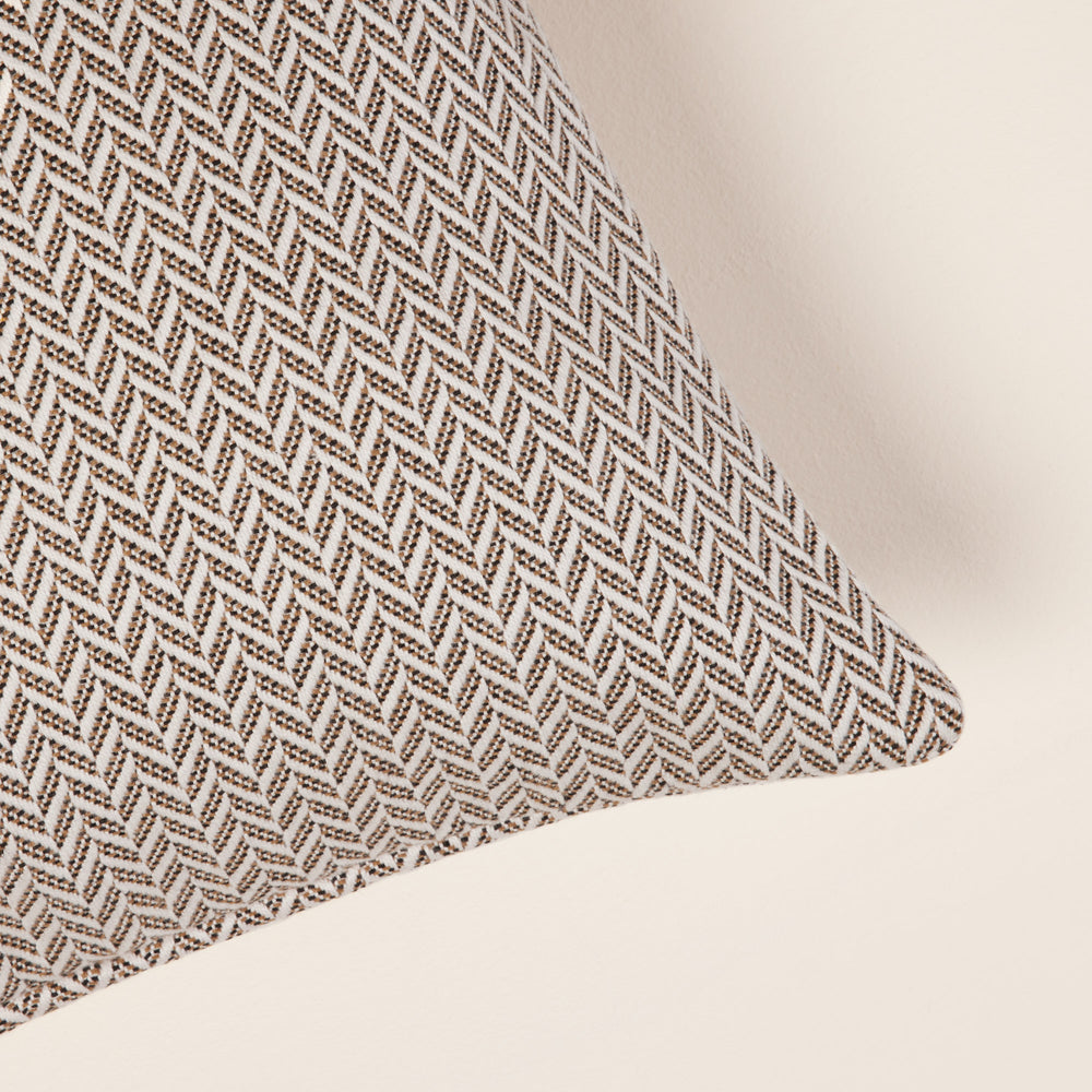 Housse de coussin ALEJANDRO Écru Ocre et Noir Motif Chevron - 5