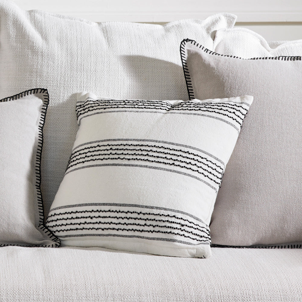 Housse de coussin MALAY blanc et noir - 2
