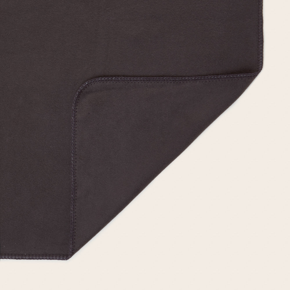 Plaid SWAHN gris anthracite douillet et élégant pour cocooning hivernal - 6