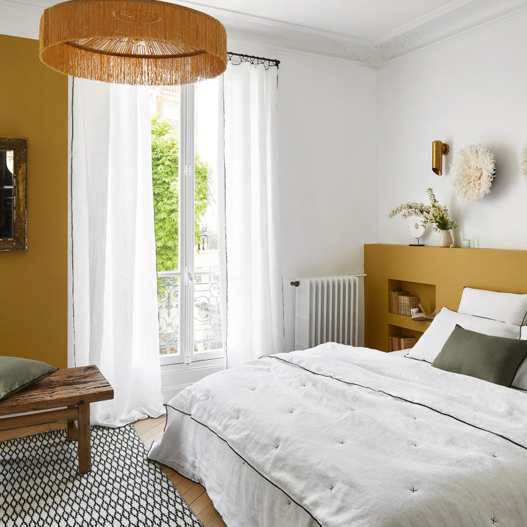 Couvre-lit matelassé CARLINA en lin lavé coloris blanc pur et noir bourdon - 4
