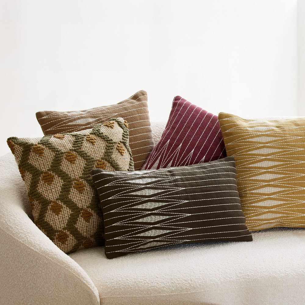 Housse de coussin carré brodée ESRA olive brune - 4