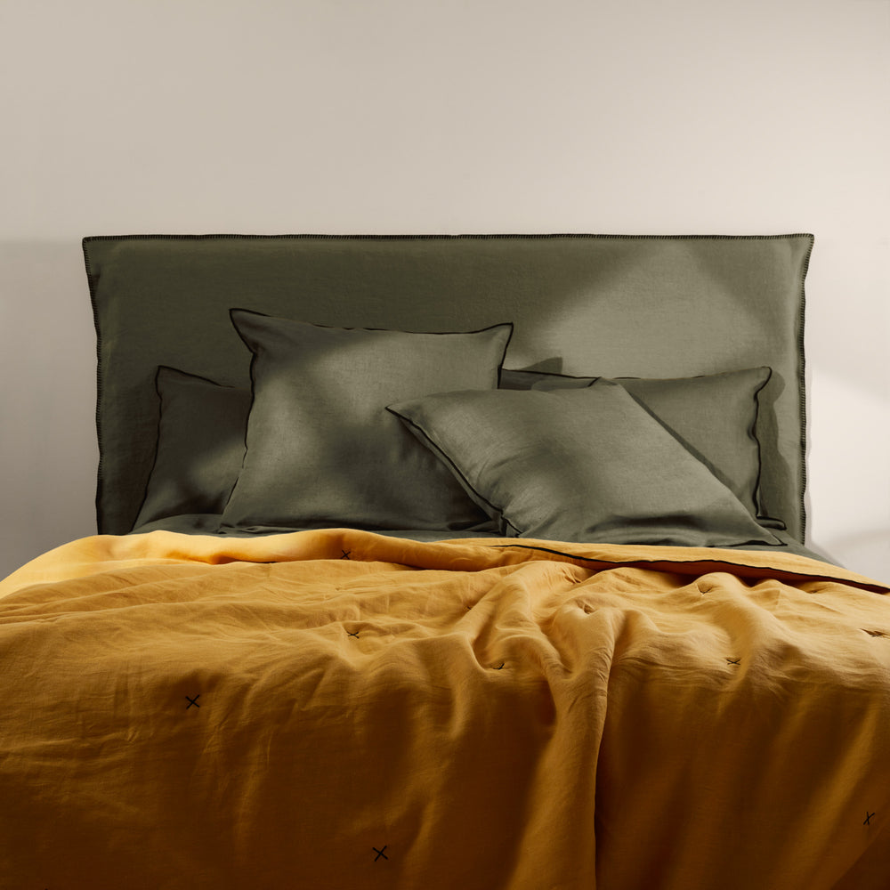 Couvre-lit matelassé prestige CARLINA parme et onyx élégants - 3