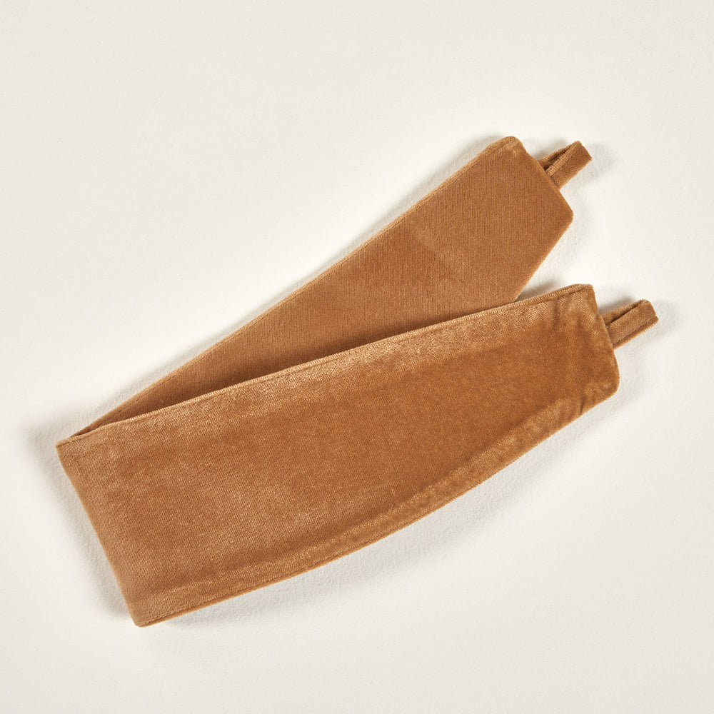 Embrasse DARIO camel - Design généreux et tissu velouté pour un maintien élégant des rideaux