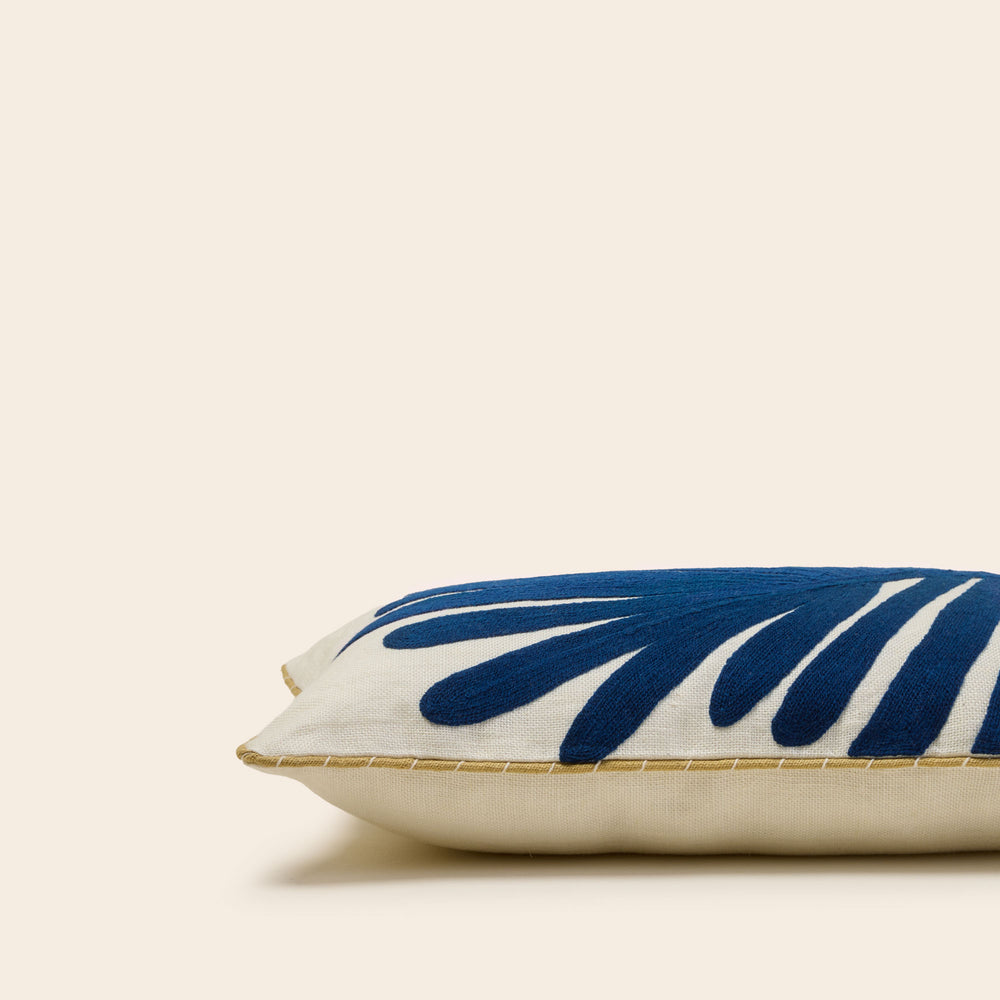 Housse de coussin TROPI écru et indigo - 5