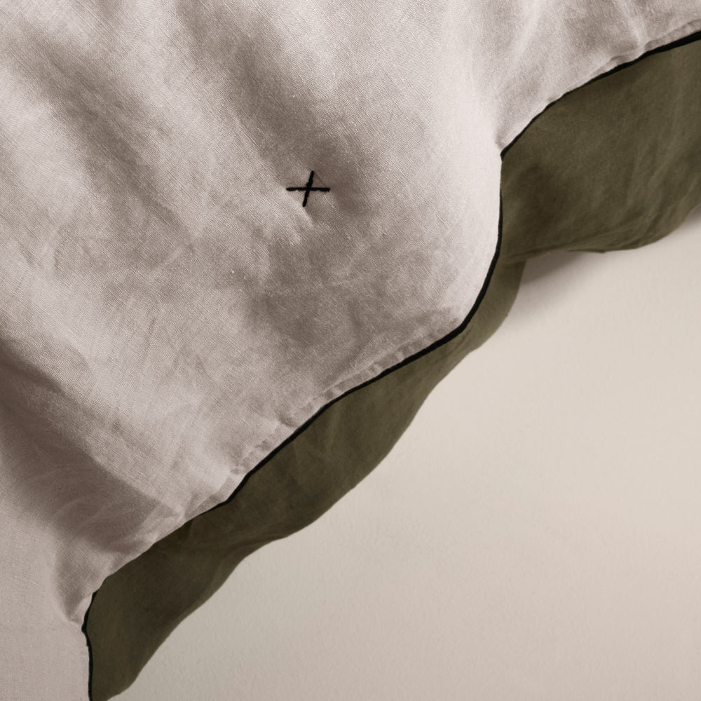 Couvre-lit matelassé CARLINA 100 % lin lavé coloris ficelle et bourdon noir doux et élégant - 7