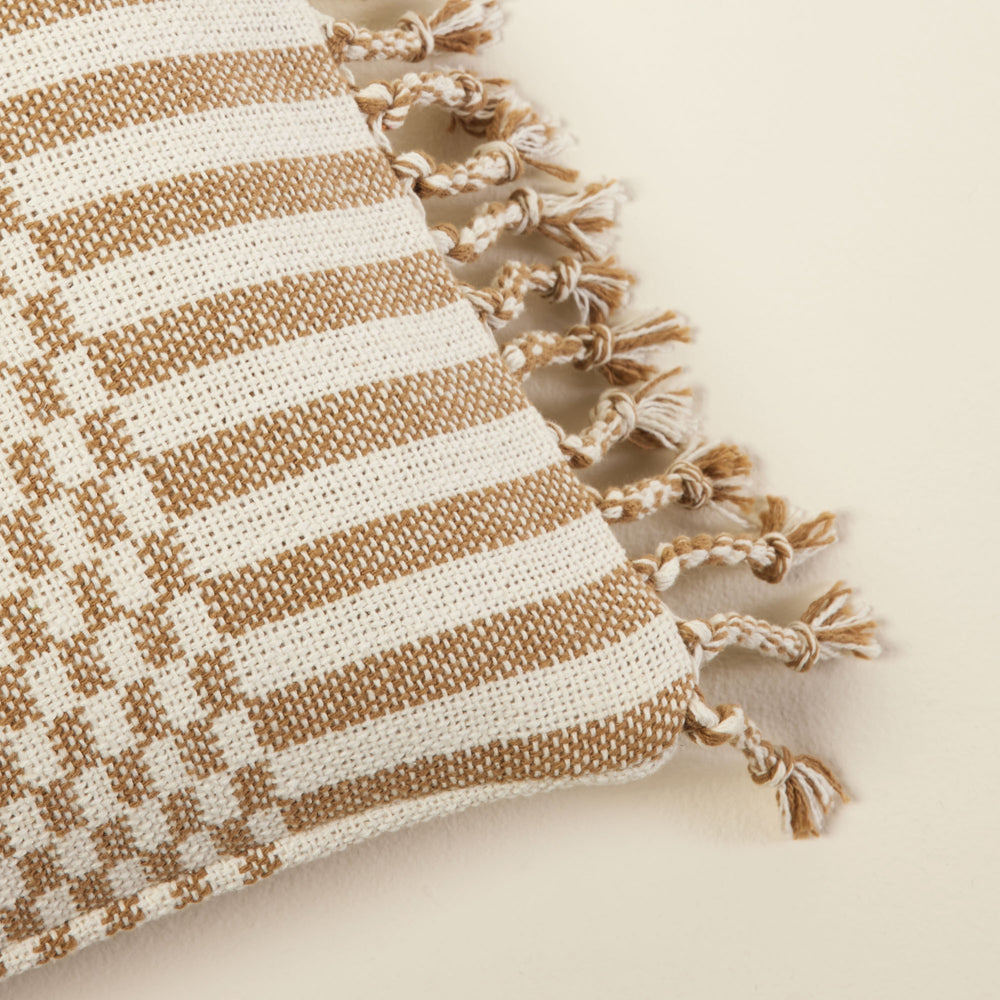 Housse de coussin FARIK ivoire et sépia design asymétrique - 5