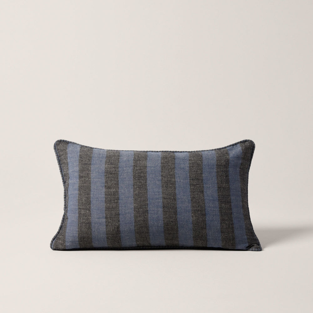Housse de coussin TANGUY indigo et noir uni motif biface