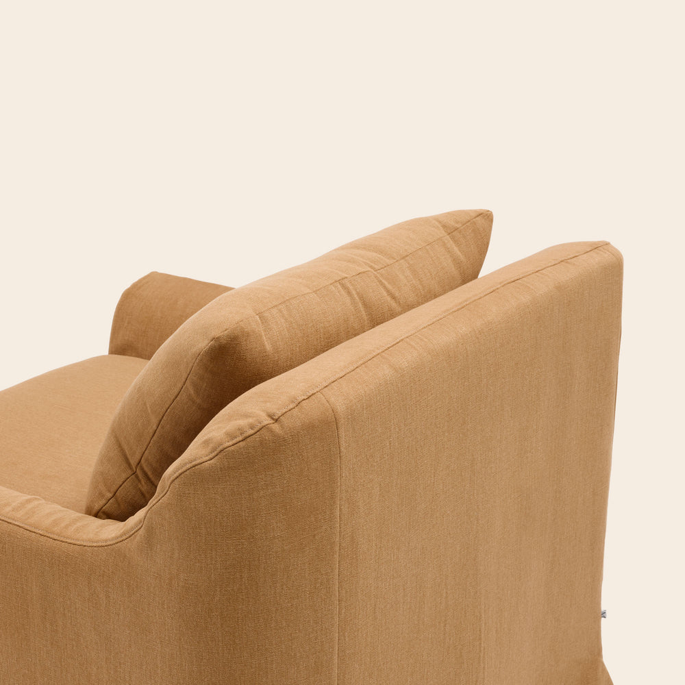Fauteuil Claribel Caramel - Dossier Capitonné et Confort Luxueux - 7