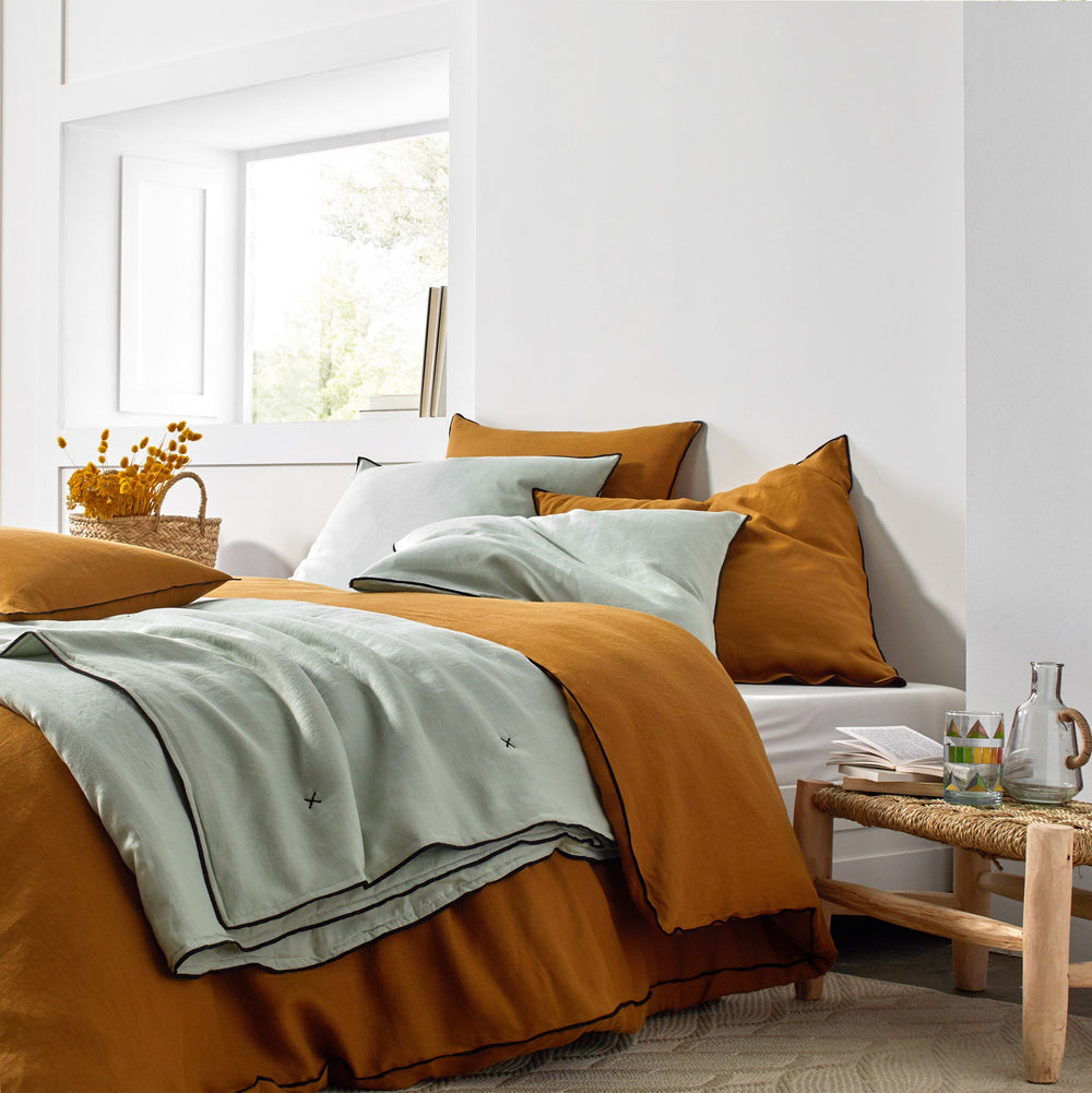Housse de couette CARLINA bronze et bourdon noir - 3
