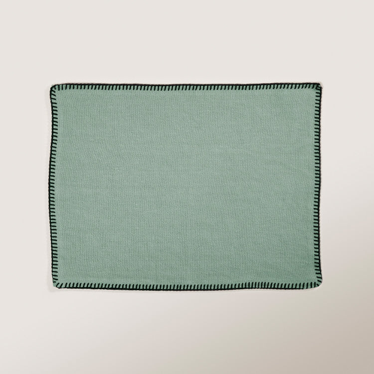 Set de Table Nino - Vert de Gris avec Détails Festonnés Noirs