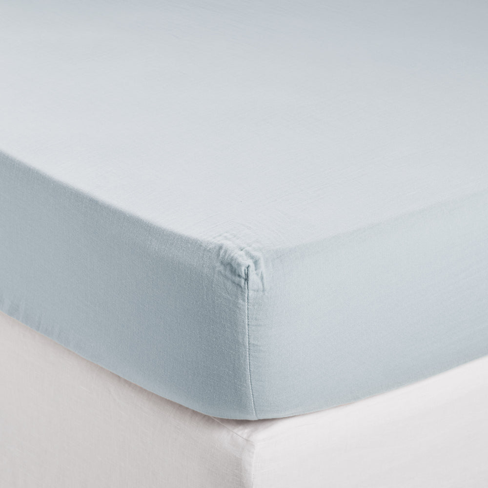 Drap Housse en Gaze de Coton Lavé LOU Baby Blue – Confort Douillet pour Lit Bébé & Enfant
