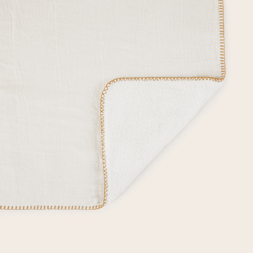 Couvre-lit DASHAN écru à franges ocre – Élégance raffinée et chaleur optimale pour chambre douillette - 6