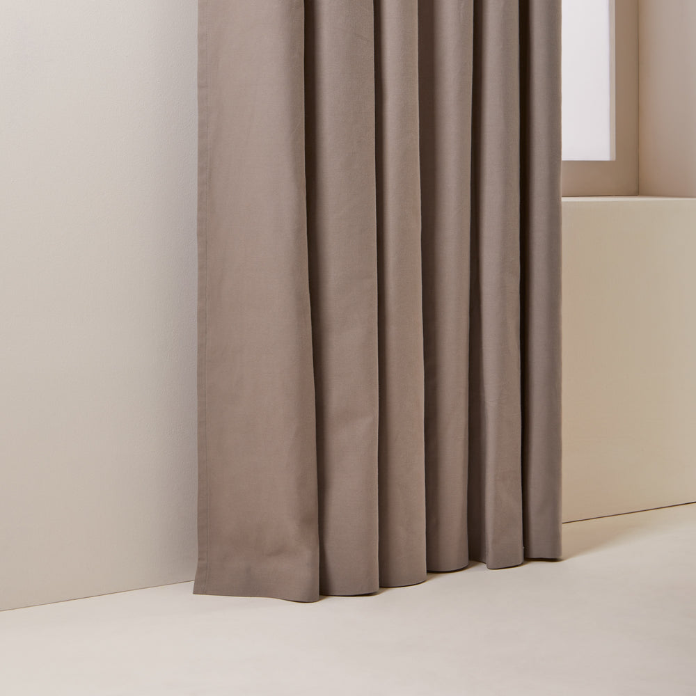 Rideau à Oeillets Noir YAMI Taupe - Élément de Décoration Intemporel en Coton - 5