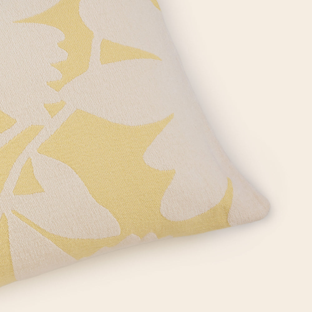Housse de coussin FLAURIA motif floral printanier oversize ivoire et jaune pastel - 7