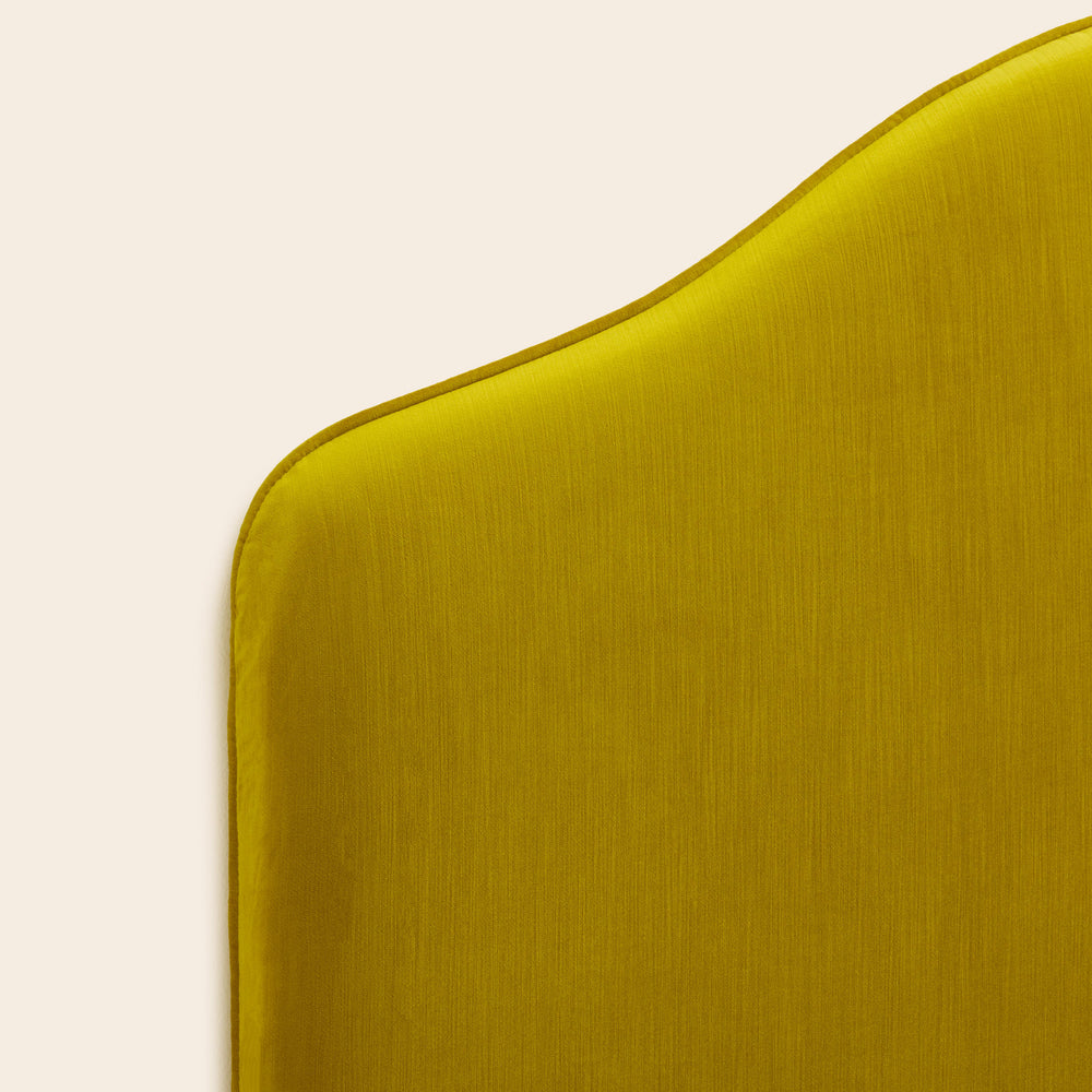 Tête de lit tapissée CEPHEE Dalila en velours satiné jaune sulfure, design élégant et intemporel - 7