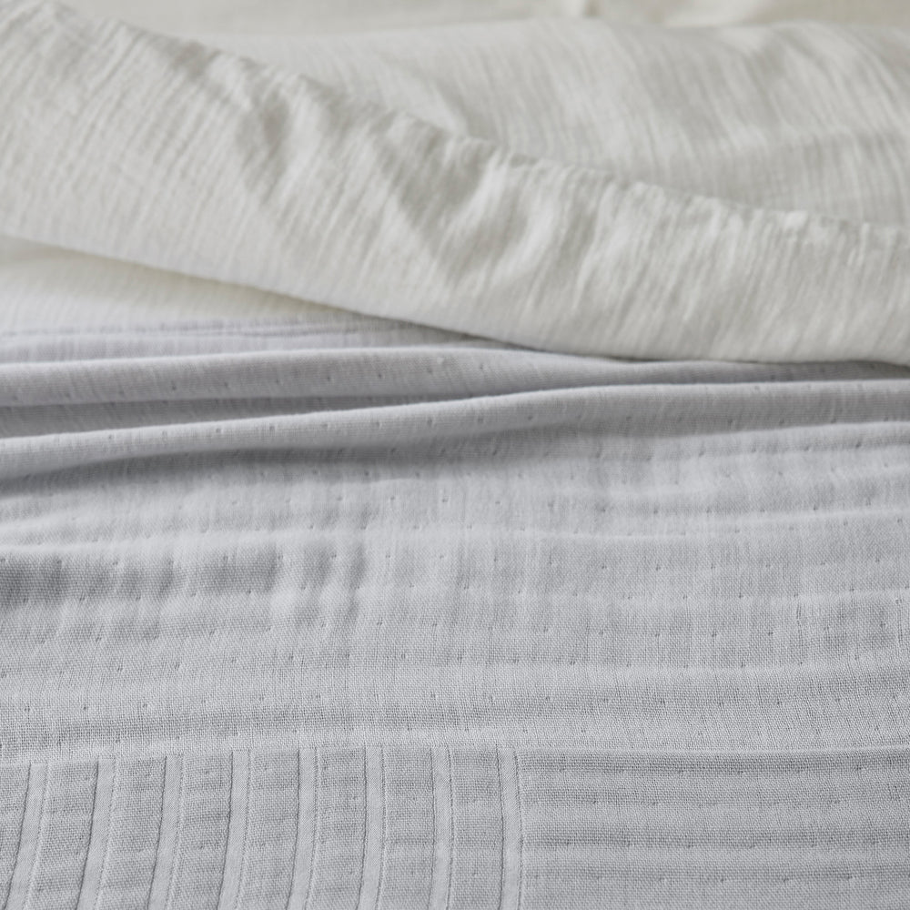 Plaid CHARLY perle en 70% coton recyclé pour un confort douillet et éco-responsable - 5