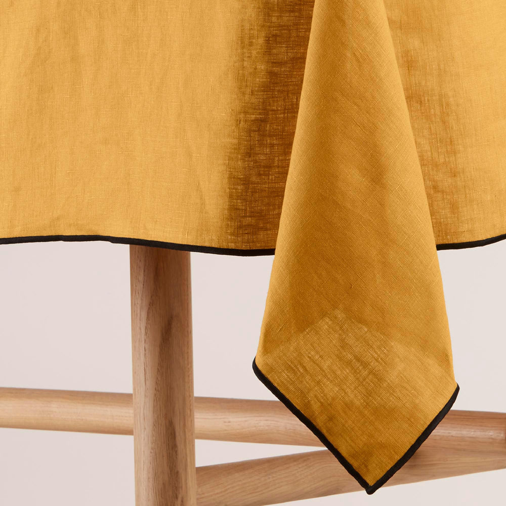 Nappe rectangulaire CARLINA ocre et bourdon noir - 5