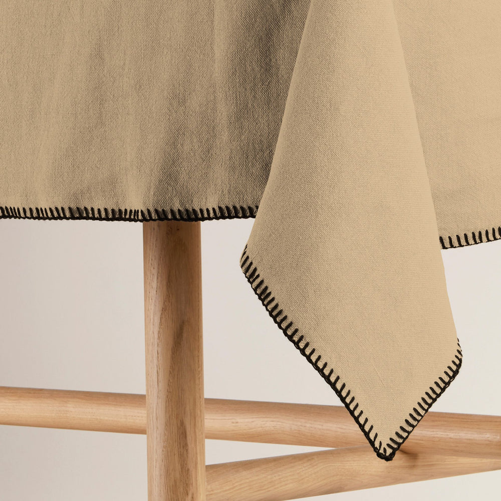 Nappe Rectangulaire Nino à l'Élégance Bohème - 100% Lin Européen Certifié Oeko-Tex™ Beige et Bordure Noire - 7
