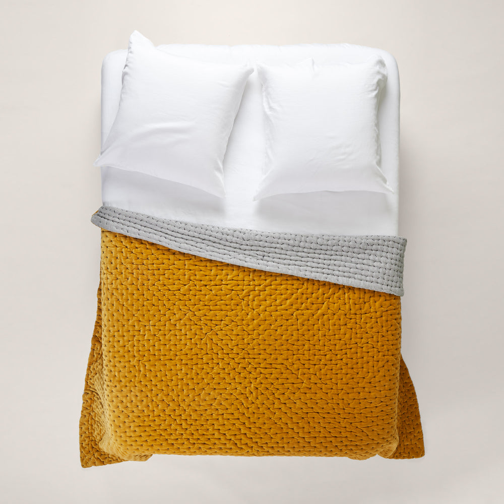 Couvre-lit matelassé MALO en velours de coton ocre - Douceur exceptionnelle et élégance intemporelle - 8