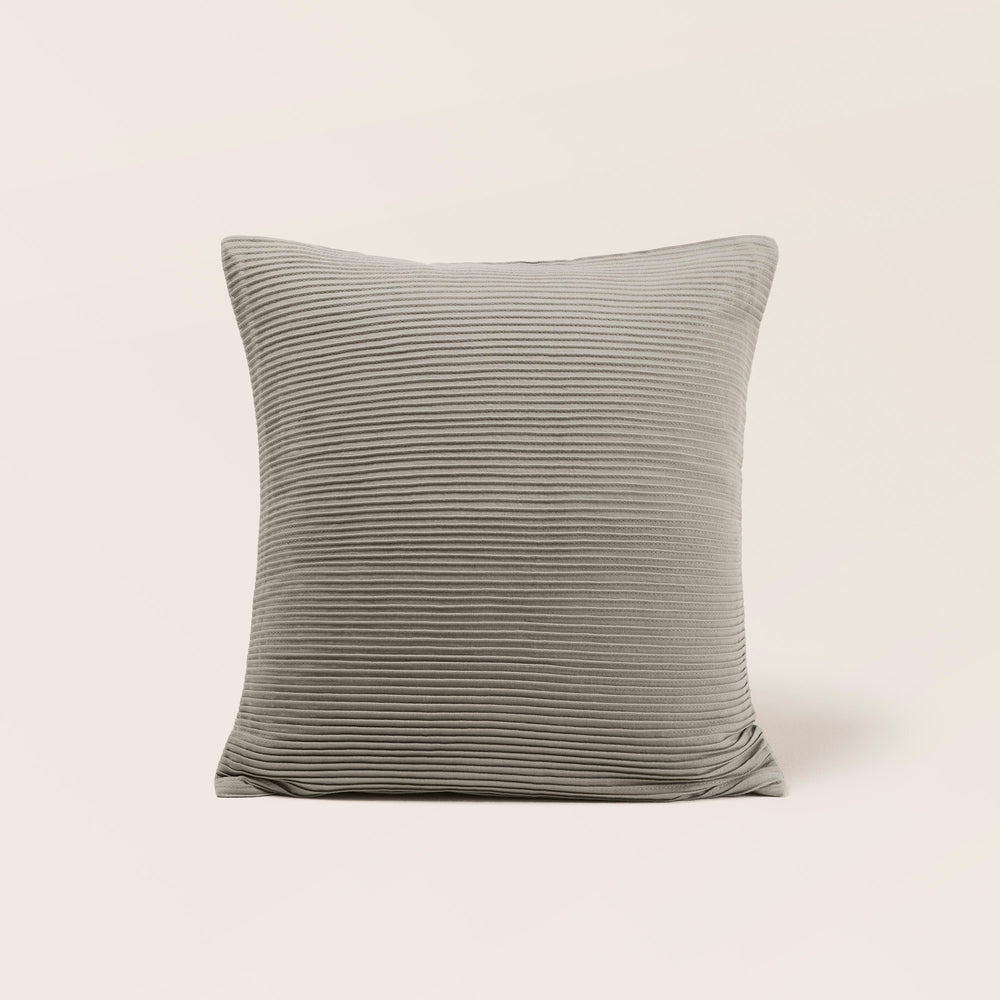 Housse de coussin décorative ONDINE vétiver en coton plissé - 4