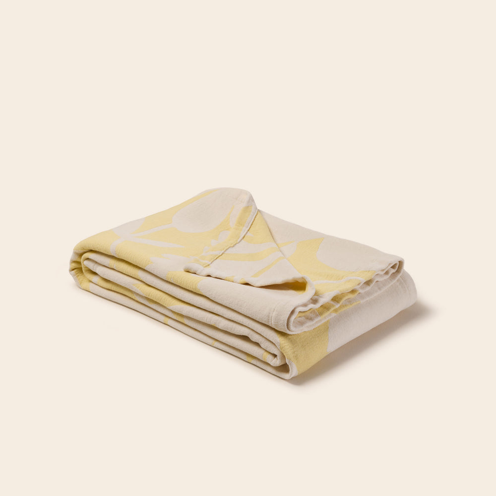Couvre-lit Floral Oversize FLAURIA Housse de Lit Printemps en Ivoire et Jaune Pastel pour Chambre Chic